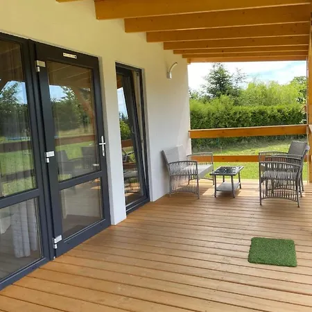 Bursztynowy Zakatek Дом отдыха Jezierzany